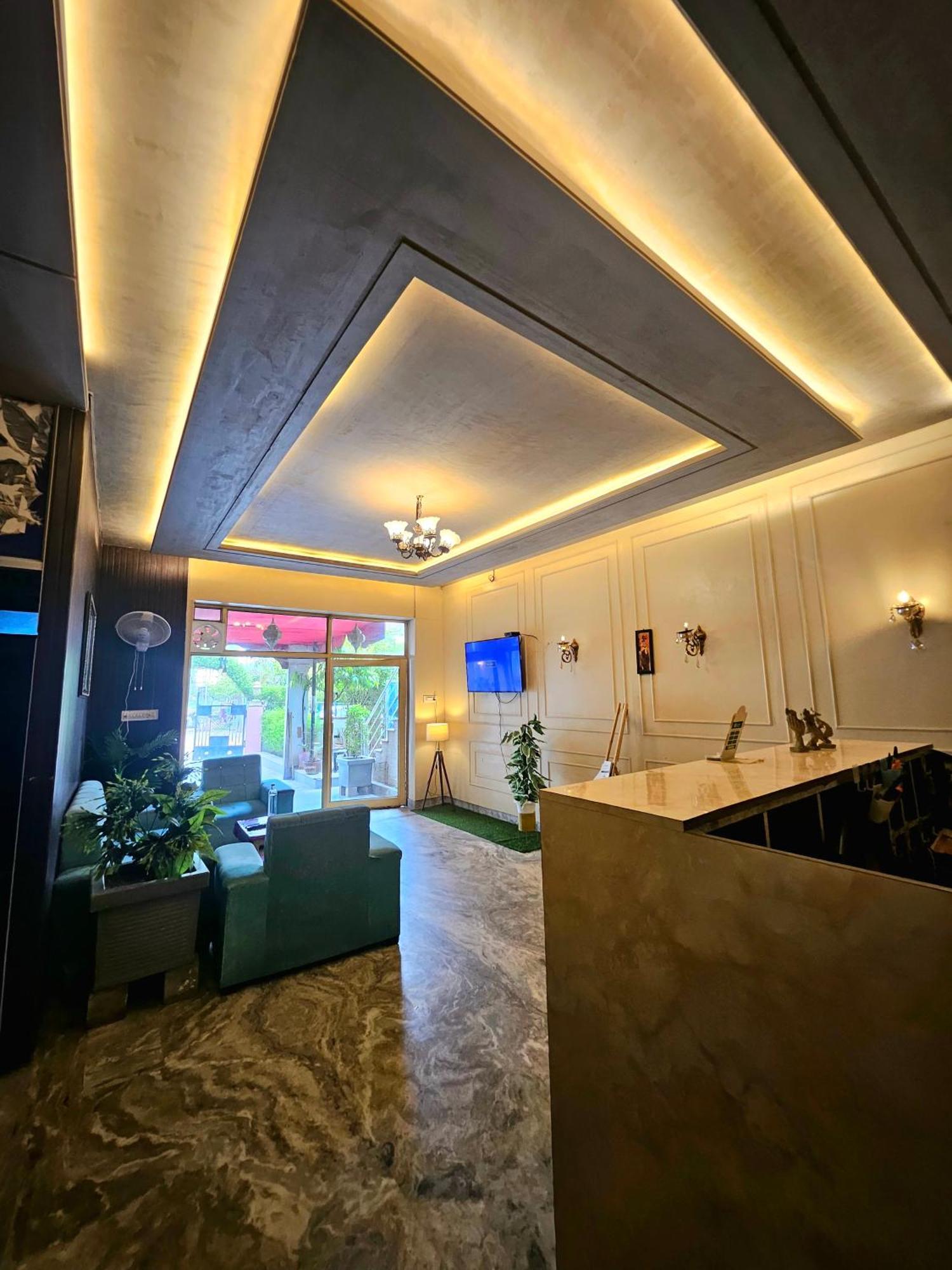 The Indraj Palace Hotel 斋浦尔 外观 照片